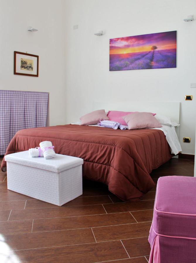 Dimora De Brado Bed and Breakfast Trani Eksteriør billede