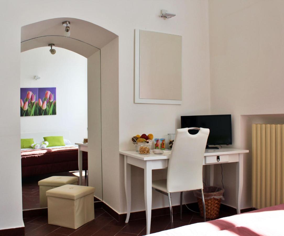 Dimora De Brado Bed and Breakfast Trani Eksteriør billede