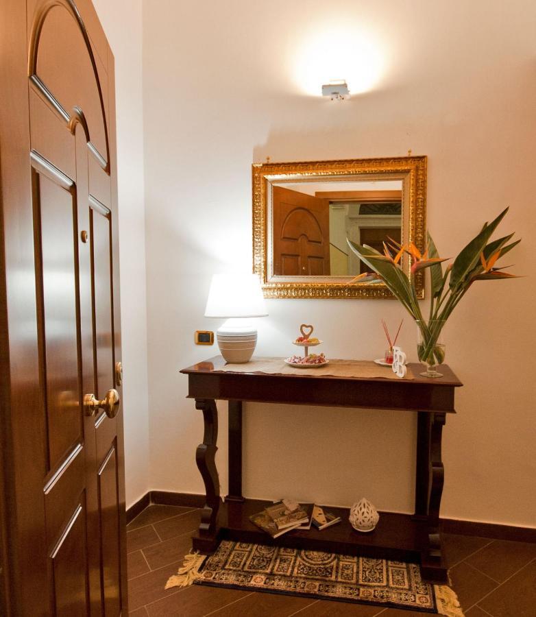 Dimora De Brado Bed and Breakfast Trani Eksteriør billede