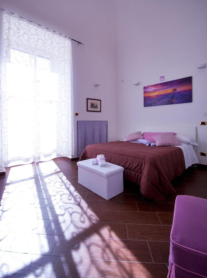 Dimora De Brado Bed and Breakfast Trani Eksteriør billede